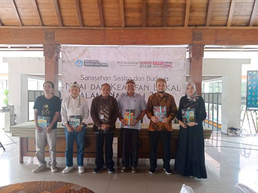 Sarasehan Sastra dan Budaya Jawa yang diadakan Balai Bahasa Provinsi Jawa Tengah di PUI Javanologi UNS, Jumat (10/11/2023).