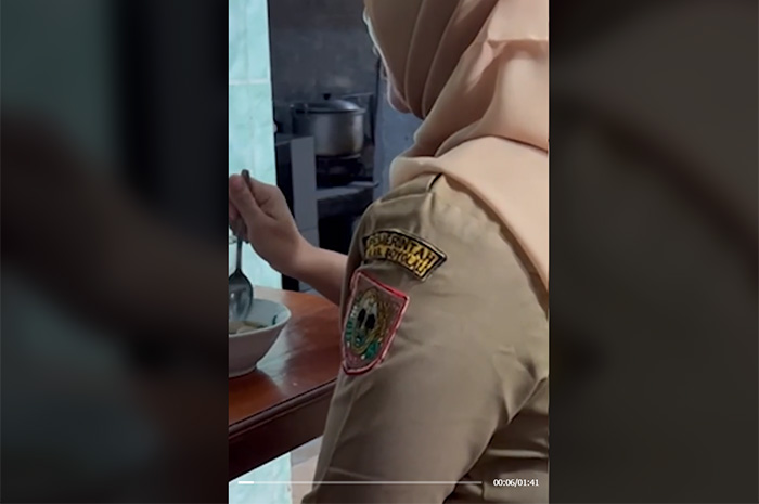 Tangkapan layar video PNS Boyolali yang viral di Tiktok