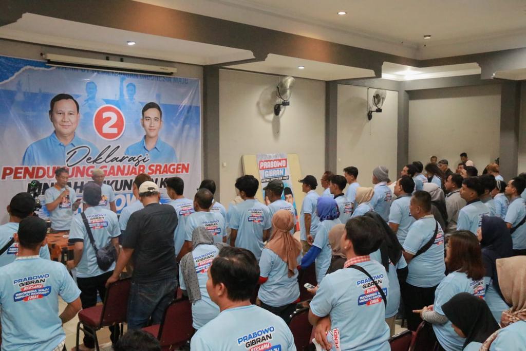 Relawan Ragukan Ganjar : Alih Haluan ke Prabowo-Gibran Makin Menjamur di Jateng. (dok/ikl)