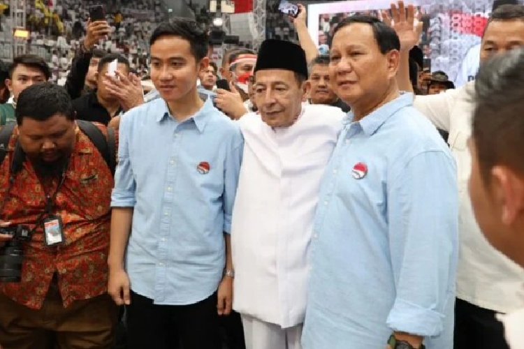 Warga Jateng Pindah Dukung Prabowo-Gibran Disebab Dukungan Tokoh NU hingga Jokowi. (dok/ikl)