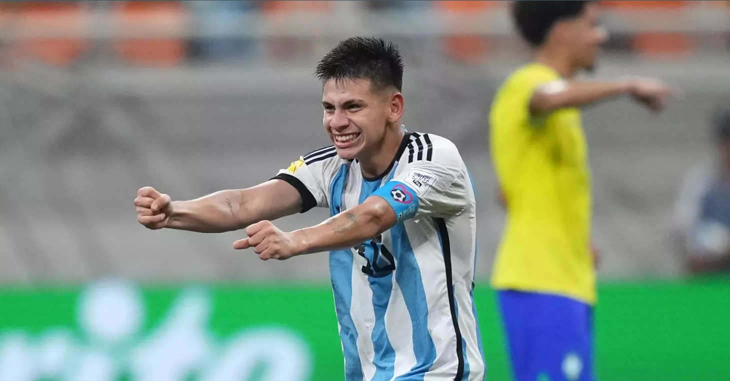 Claudio Echeverri Tampil Gemilang Bersama Argentina