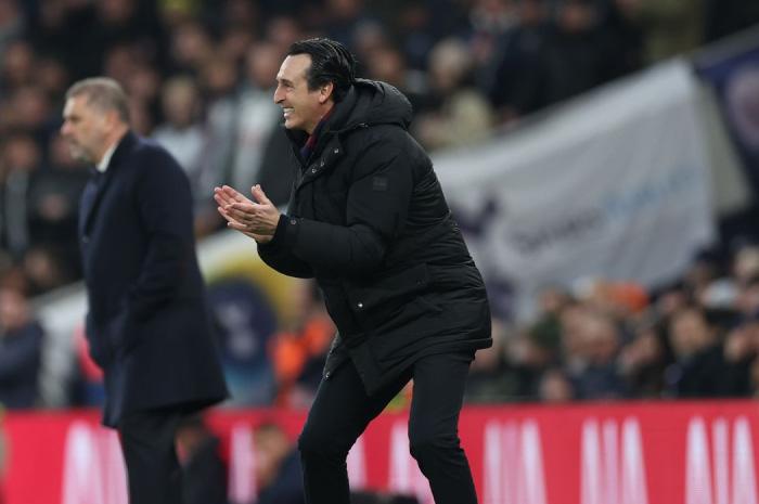 Pelatih Aston Villa Unai Emery