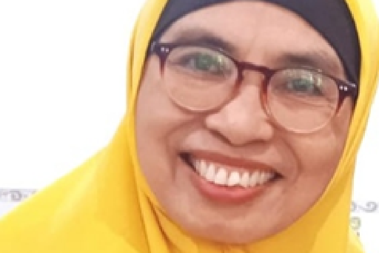 Dra. Azmil Laily Rosjidah