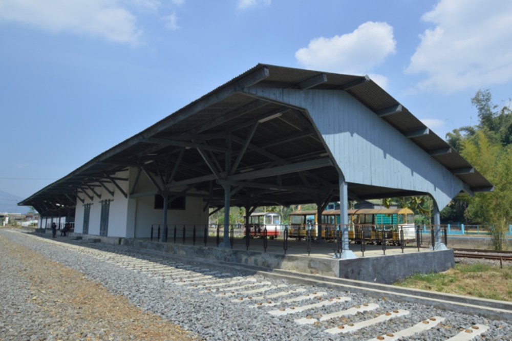 Stasiun ini Menjadi Tempat Syuting Gadis Kretek