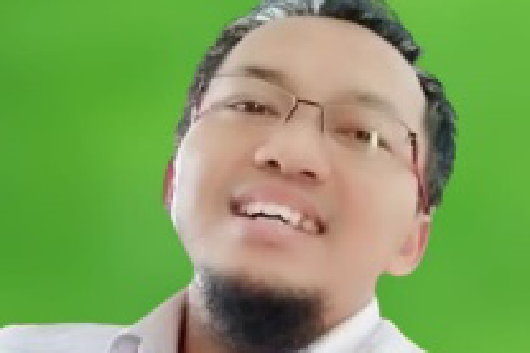 Kusmandar, S.Pd Kepala SMP Negeri 5 Mrebet, Kabupaten Purbalingga