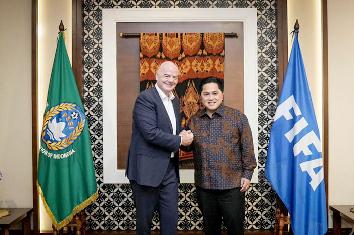 Presiden FIFA Gianni Infantino dan Ketua Umum PSSI Erick Thohir