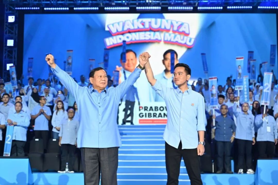Prabowo-Gibran Unggul Telak Jarak Dua Digit dari Ganjar Mahfud. (dok/ikl)