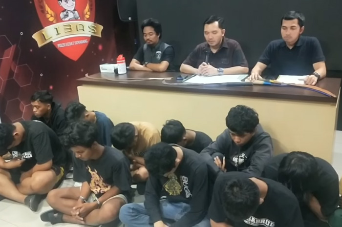 Rilis pers dalam kasus pembunuhan seseorang akibat sabetan saj4m di Kelurahan Panggung Lor Semarang Utara.