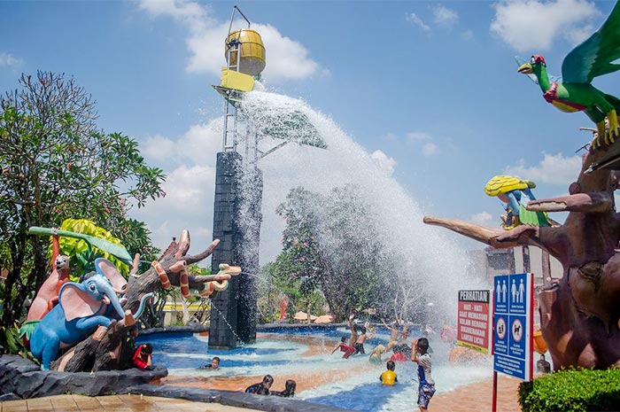 Jungle Toon Waterpark, salah satu wisata air yang ramah anak dan keluarga di Semarang.