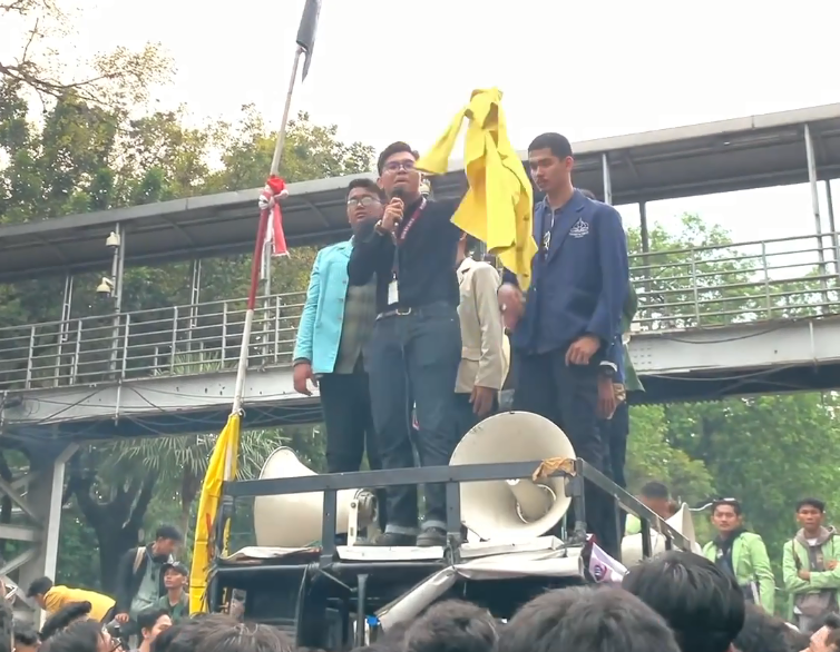Ketua BEM UI, Melki Sedek Huang, tengah tersandung kasus dugaan kekerasan seksual, yang berakibat dirinya dinonafktikan sementara dari jabatannya. (Instagram @melkisedekhuang)