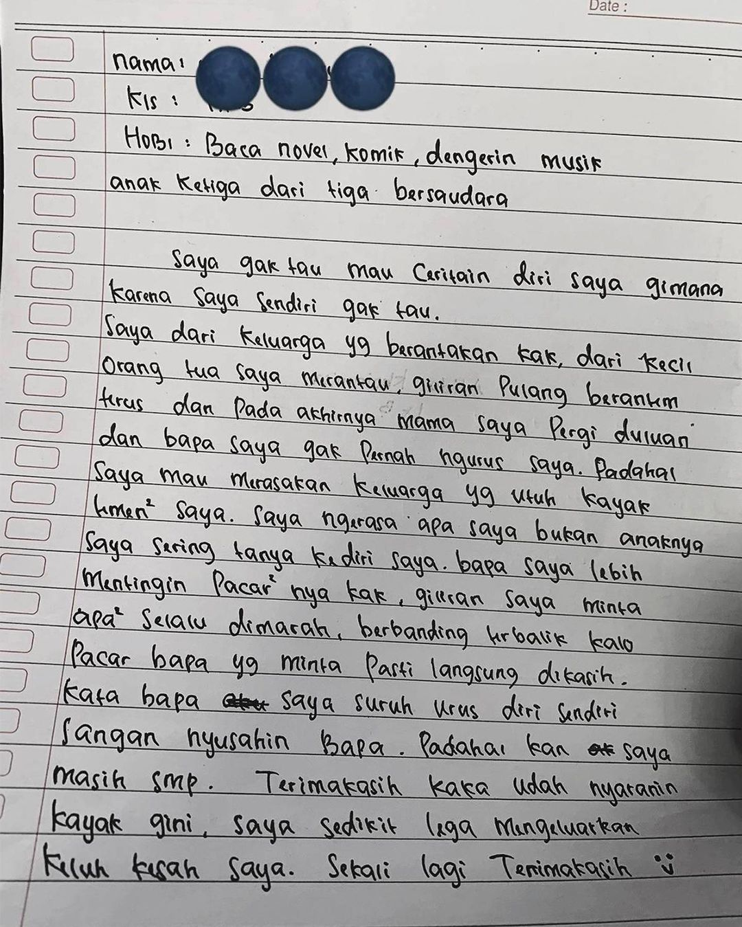 Surat curhatan pilu seorang siswa SMP yang menceritakan keluarganya yang berantakan. (TikTok @khatamiiiiii)