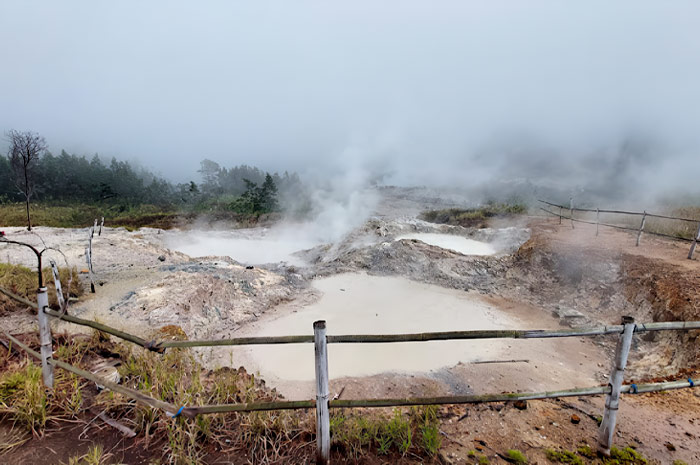 Kawah Sikidang Dieng, Kabupaten Banjarnegara Jawa Tengah.