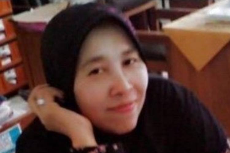 Dra. Eko Wahyuningsih