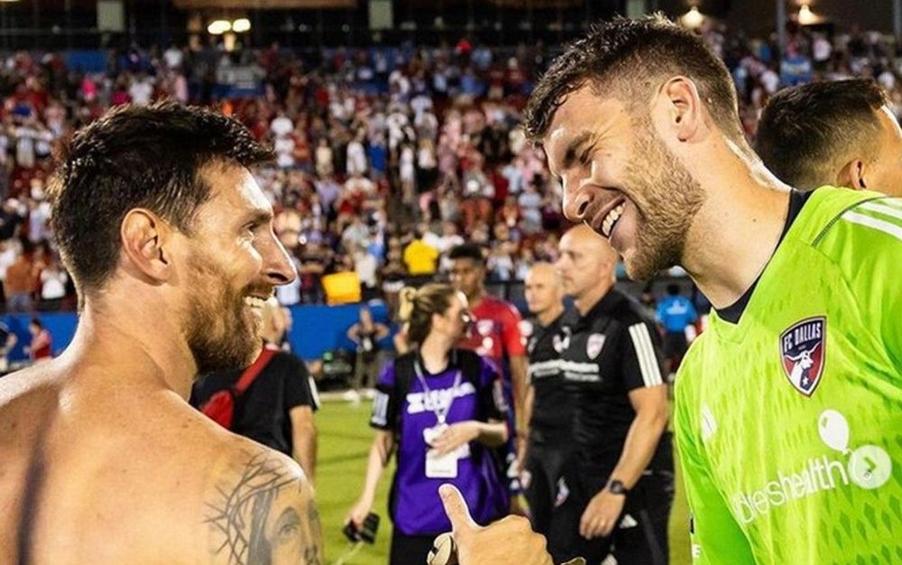 Maarten Paes Sukses Gagalkan Peluang Emas Lionel Messi