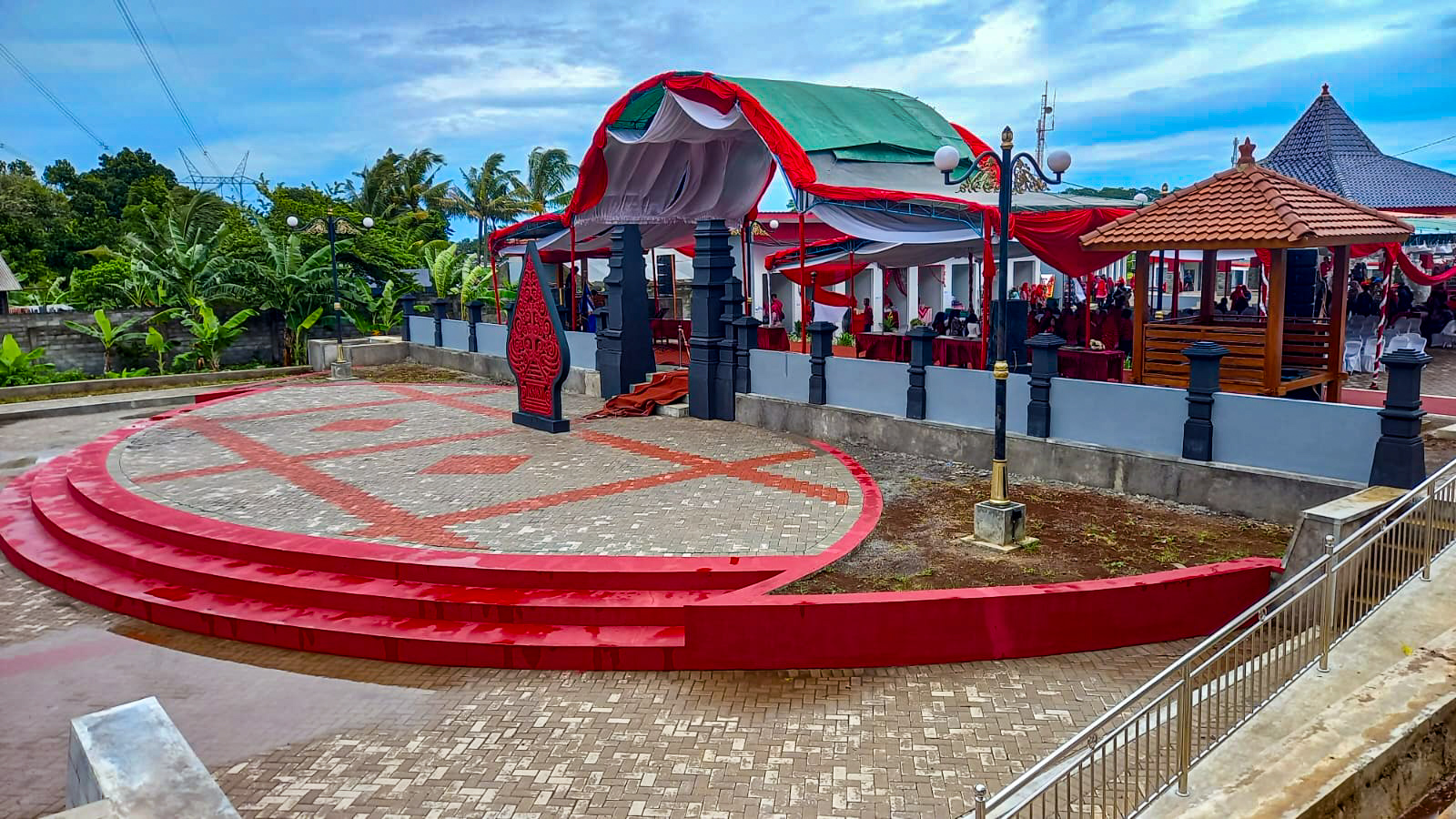 Landmark yang ada di Kampung Wisata Bergas Lor, Kecamatan Bergas