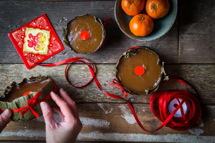 Kue keranjang atau Nian Gao, salah satu dari 8 kue khas Imlek yang terkenal.