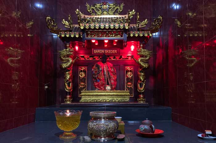 Patung Baron Skeder yang berada di Klenteng Tri Dharma Weleri. DEVI KHOFIFATUR RIZQI/ JAWA POS RADAR SEMARANG