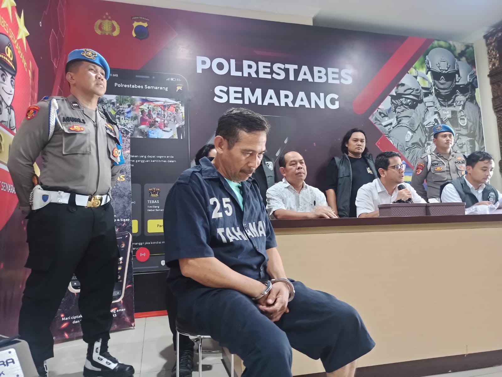 M Hasyim, pembunuh sekuriti di kawasan Industri Banjardowo Genuk Semarang dijerat pasal berlapis dengan ancaman hukuman seumur hidup atas dugaan kasus pembunuhan, pada Sabtu (10/2).