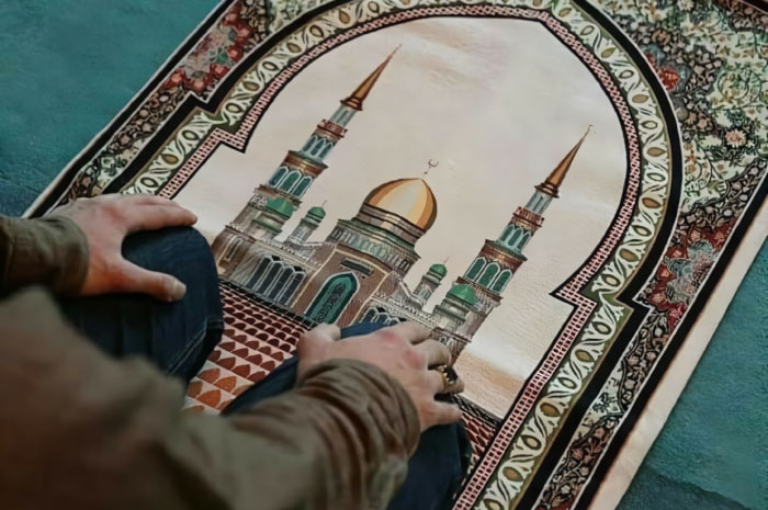Ilustrasi sholat Hajat.