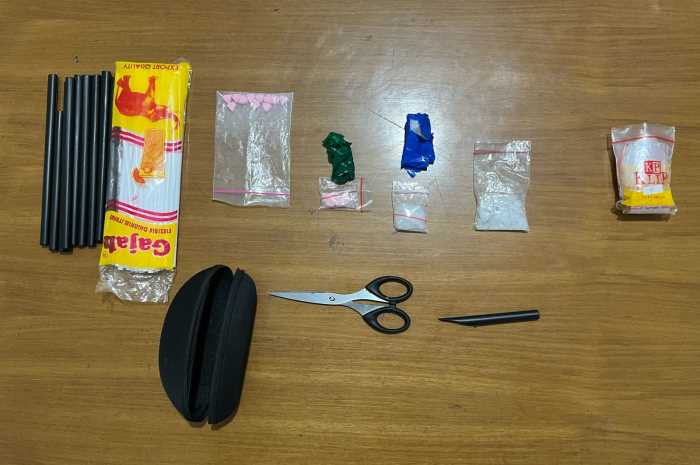 Barang bukti narkotika.