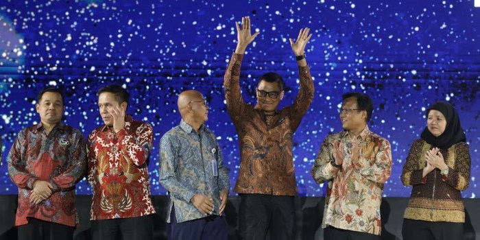 PLN UKIR PRESTASI : PT PLN (Persero) meraih 12 penghargaan dalam ajang BCOMSS 2024 di Lapangan Tennis Indoor Senayan, Kamis malam (7/3/2024).