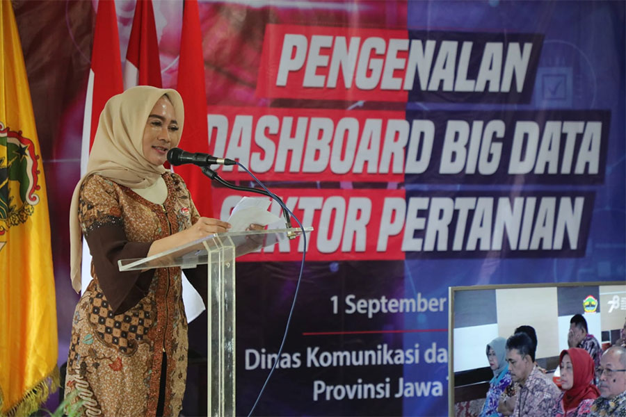 Riena Retnaningrum, SH, Kepala Dinas Komunikasi dan Informatika Prov. Jawa Tengah