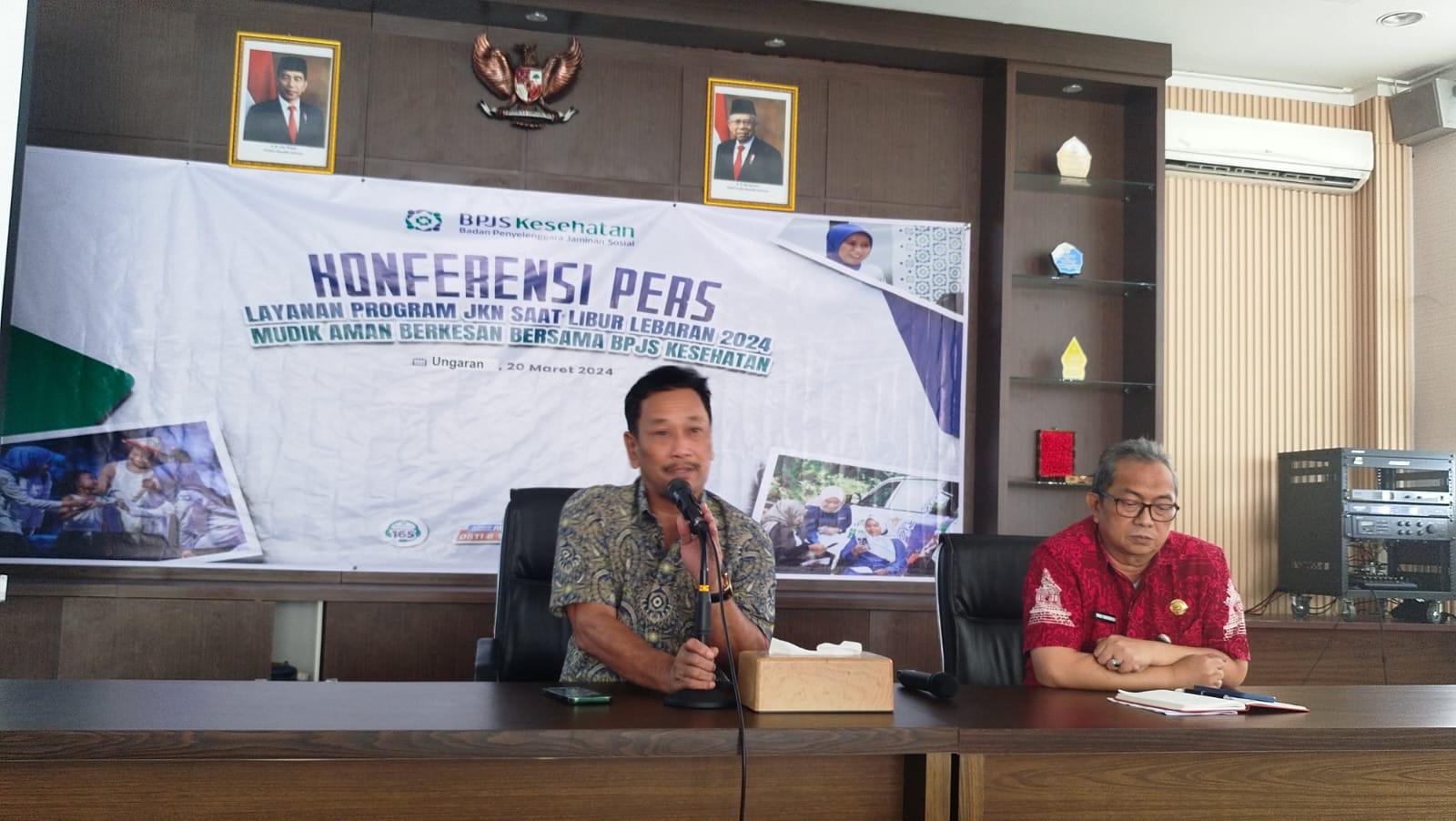 Kepala BPJS Kesehatan Cabang Ungaran saat menjelaskan di Konferensi Pers di Kantor BPJS Kesehatan Cabang Ungaran