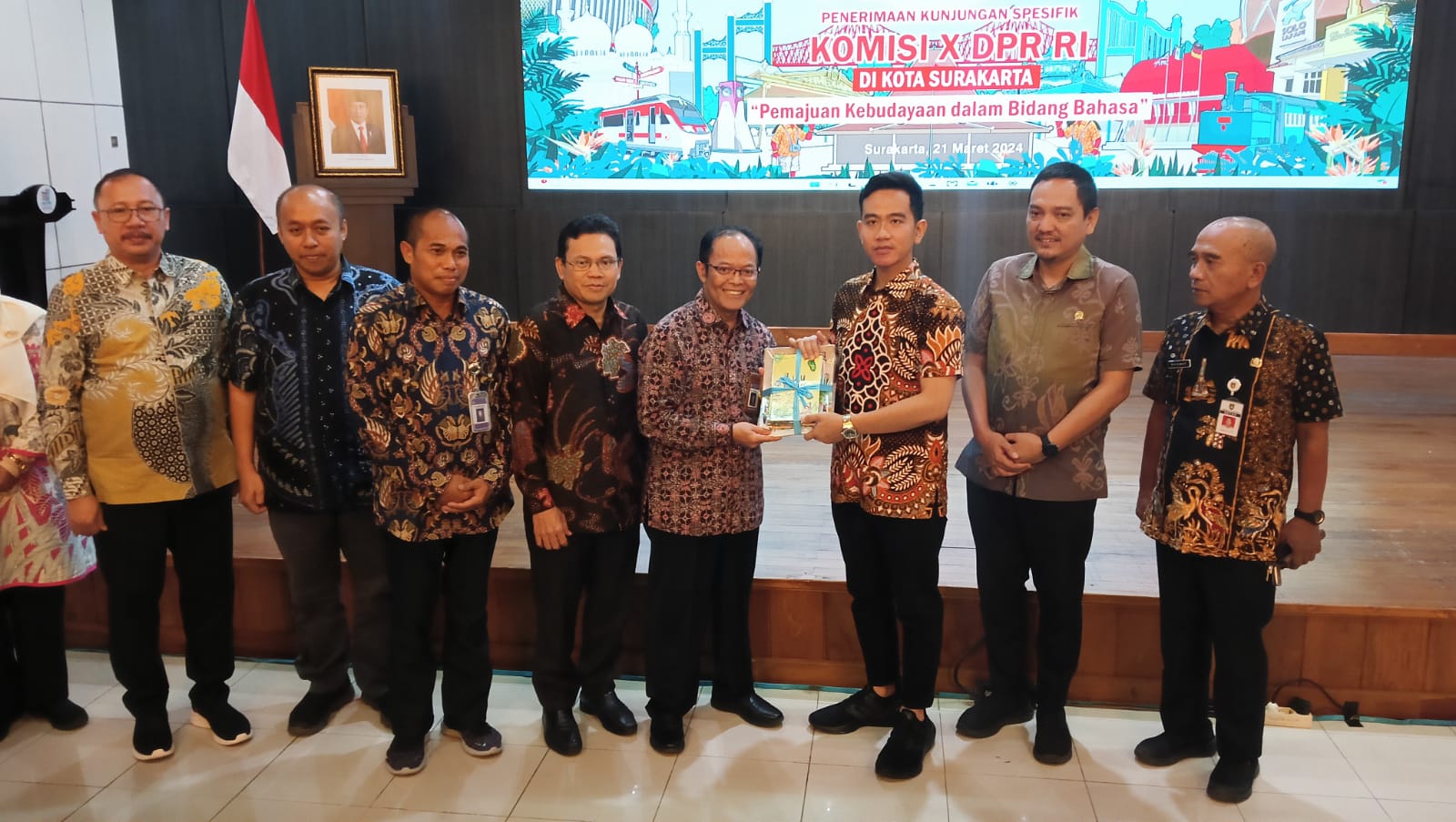 Kunjungan kerja spesifik Komisi X DPR Bidang Kebudayaan pada masa persidangan IV tahun sidang 2023-2024 pada Kamis (21/3/2024) di Kantor Wali Kota Surakarta.