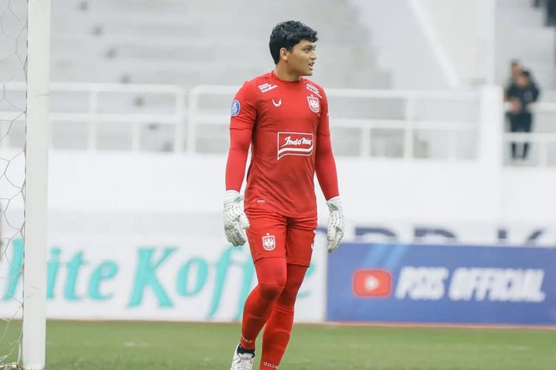 Adi Satryo kiper timnas dan PSIS