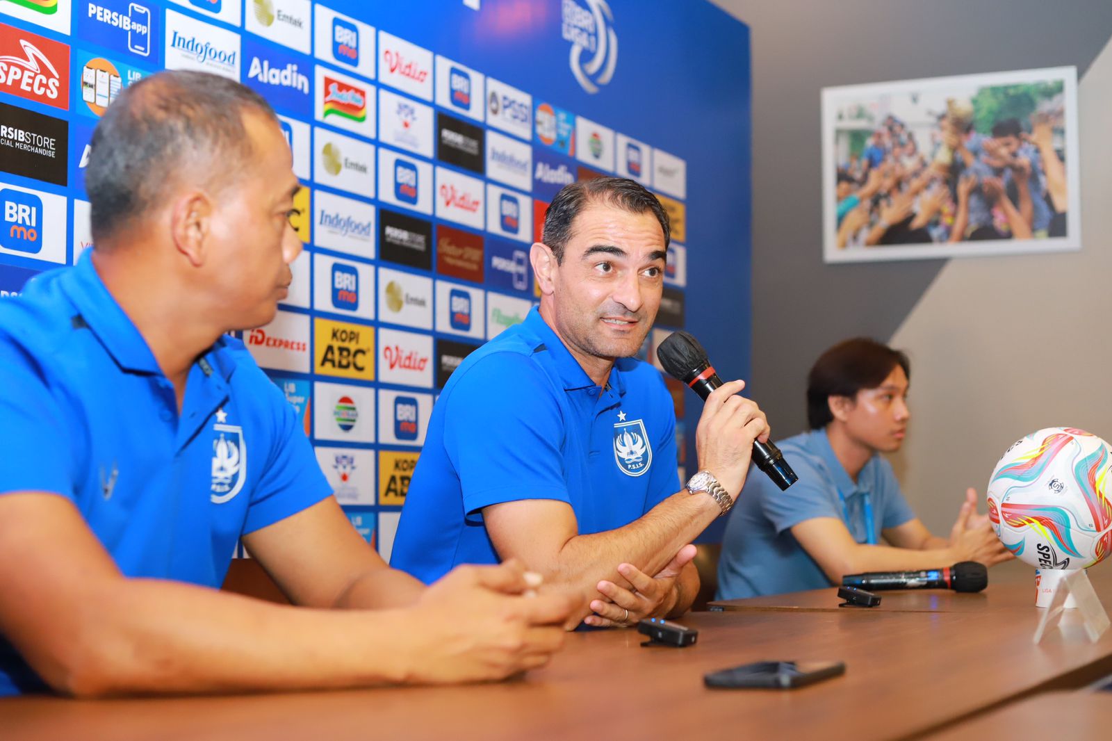 Pelatih PSIS Semarang Gilbert Agius