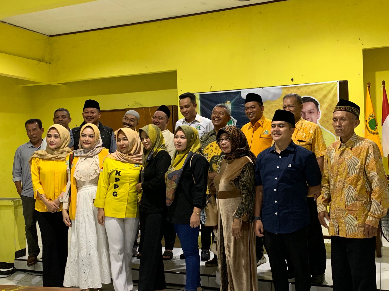Rapat koordinasi Partai Golkar Kendal menuju Pilkada 2024 di gedung sekretariat Selasa (26/3) sore. DEVI KHOFIFATUR RIZQI/ JAWA POS RADAR SEMARANG