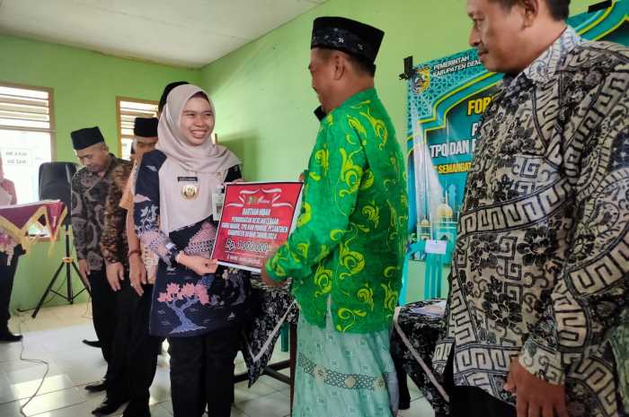 Bupati Demak dr Hj Eisti