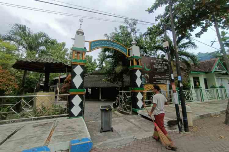 MEGAH: Masjid Kiai Sholeh Darat yang berada di Jalan Kakap, Nomor 212 Kelurahan Dadapsari, Semarang Utara.