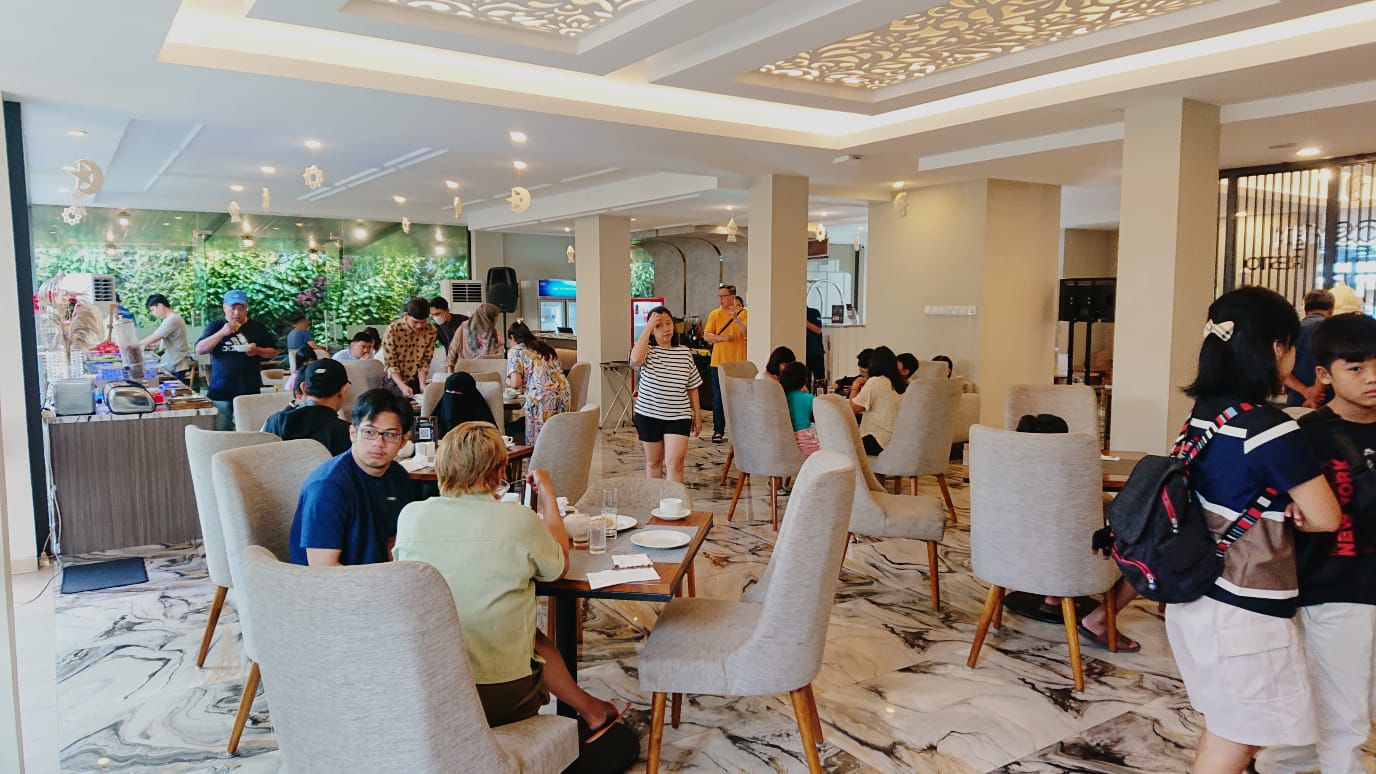 Suasana hotel Front One Gosyen Salatiga