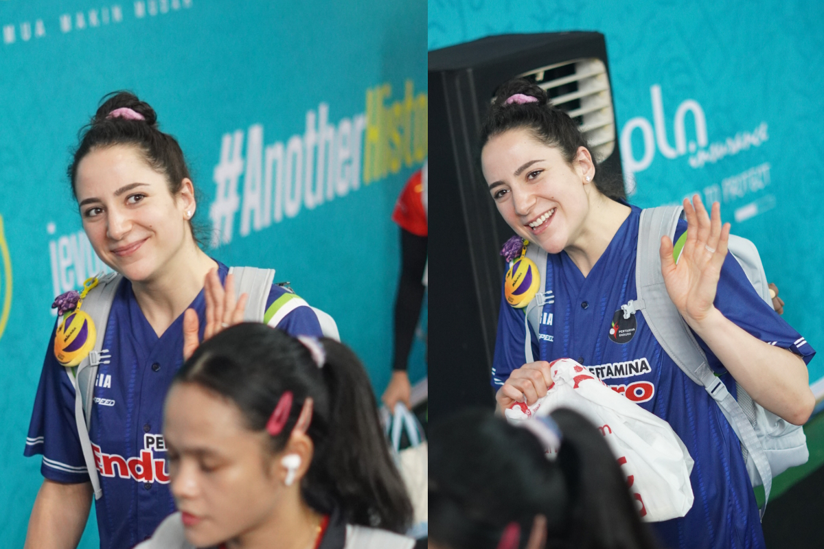 Giovanna Milana saat tiba di GOR Jatidiri Semarang jelang laga Jakarta Pertamina Enduro vs Jakarta Electric PLN. (Baskoro Septiadi/Jawa Pos Radar Semarang)