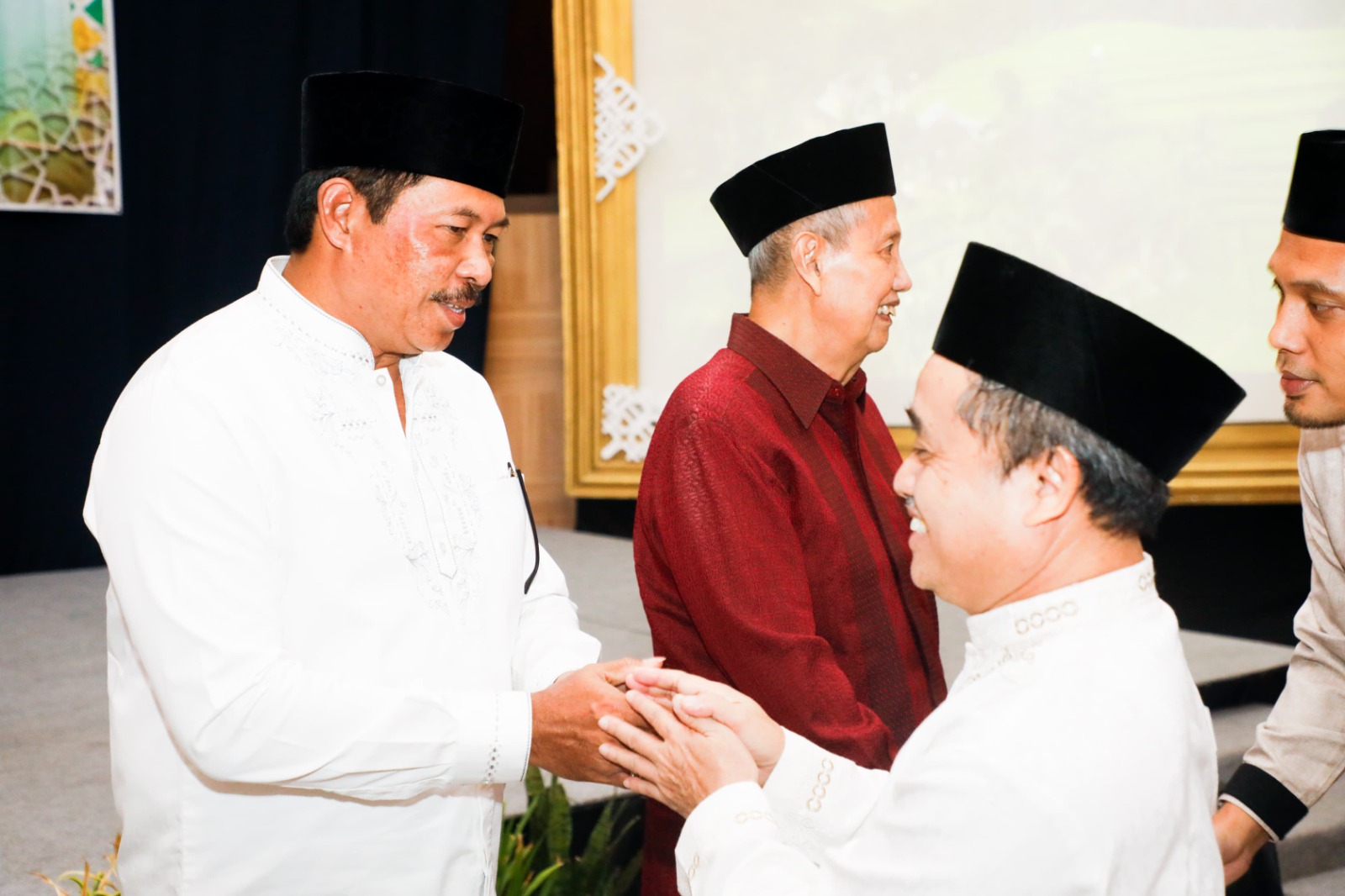 Penjabat (Pj) Gubernur Jateng, Nana Sudjana dalam Acara Halal bi Halal dan Halaqah Ulama di Hotel Pandanaran, Jumat, 3 Mei 2024.