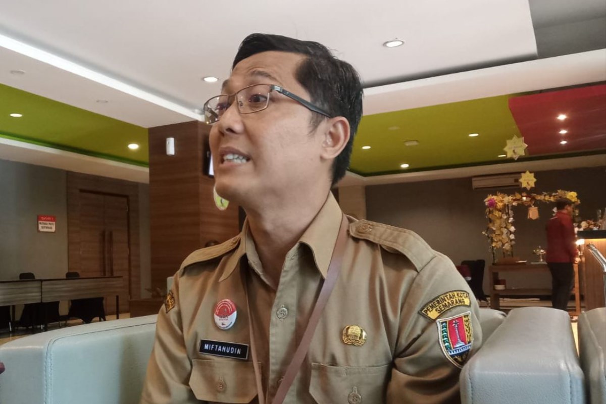 Kepala Bidang Pembinaan GTK Dinas Pendidikan (Disdik) Kota Semarang Miftahudin. (M Iqbal Amar/Jawa Pos Radar Semarang)