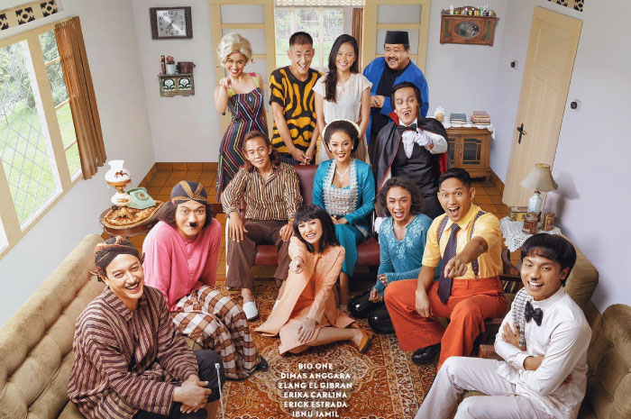 Film komedi Srimulat, mengadopsi dari grup lawak legendaris asal Surakarta yang populer di tahun 80-an.
