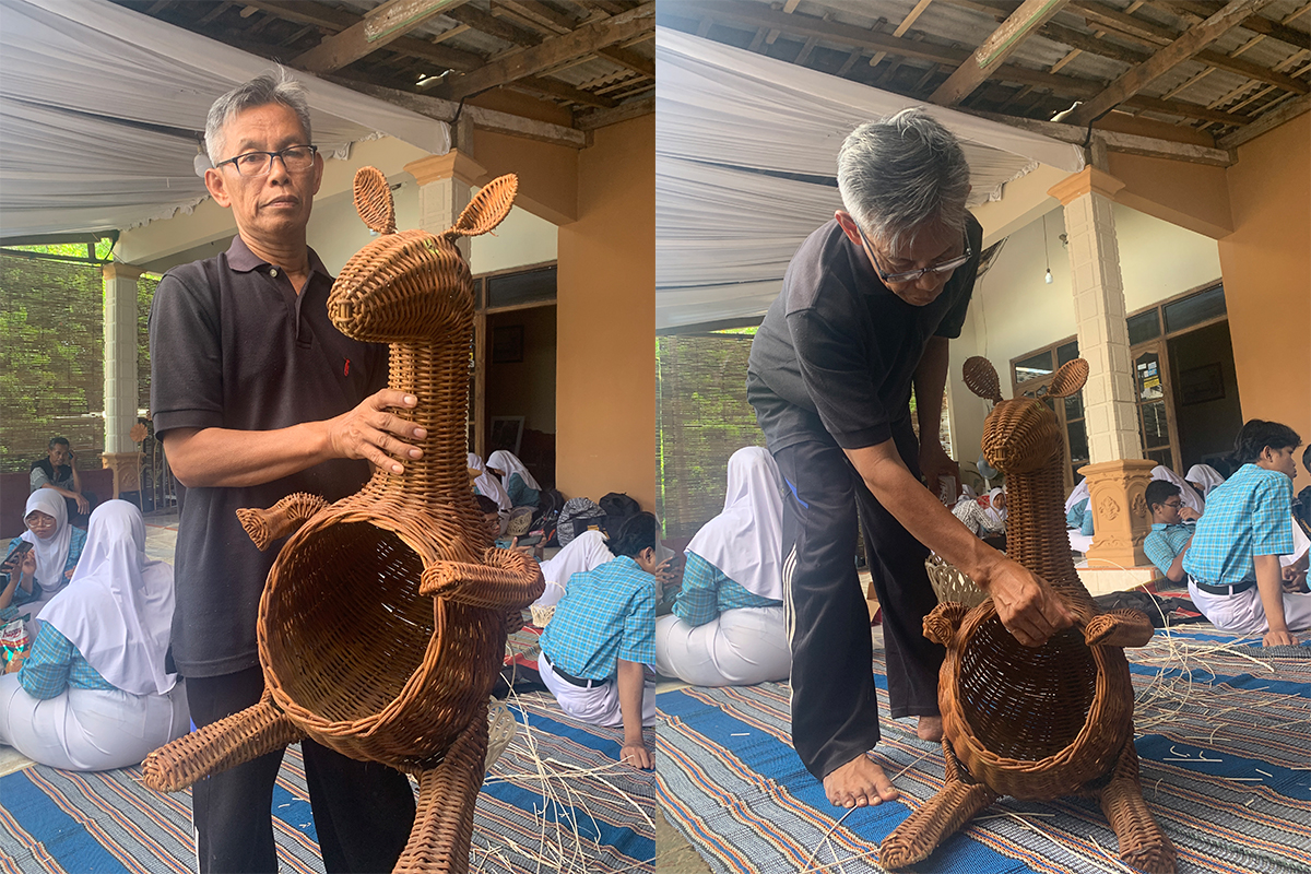 Hasil kerajinan rotan berbentuk kanguru buatan Ahmad Soleh yang diekspor ke Australia. M. IQBAL AMAR/JAWA POS RADAR SEMARANG