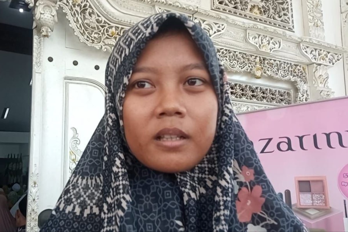Nur Rahmawati, Jemaah Haji Termuda di Kendal. (Devi Khofifatur Rizky/Jawa Pos Radar Semarang)