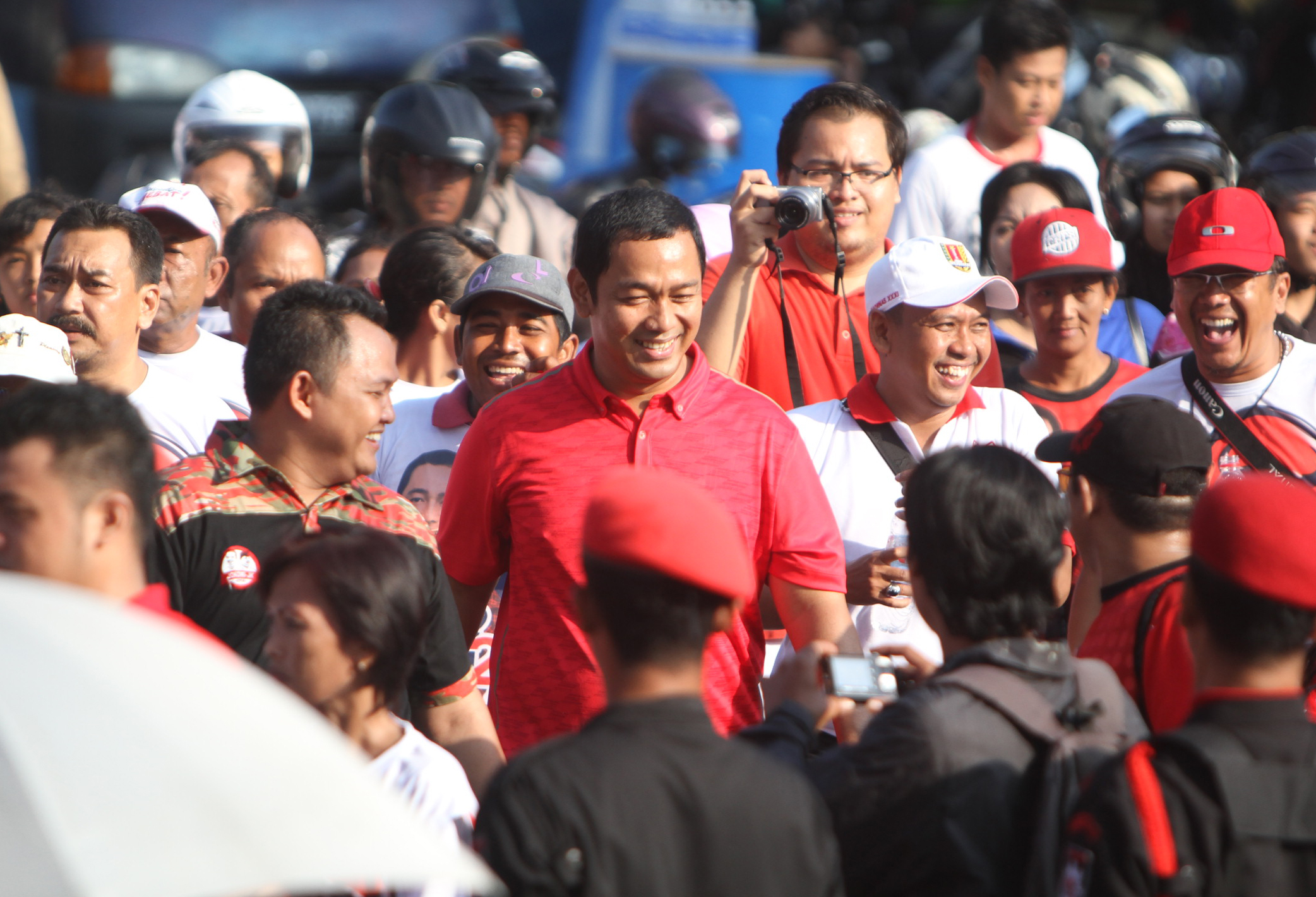 Hendrar Prihadi (Hendi) dalam kegiatan jalan sehat HUT PDIP 2015 silam
