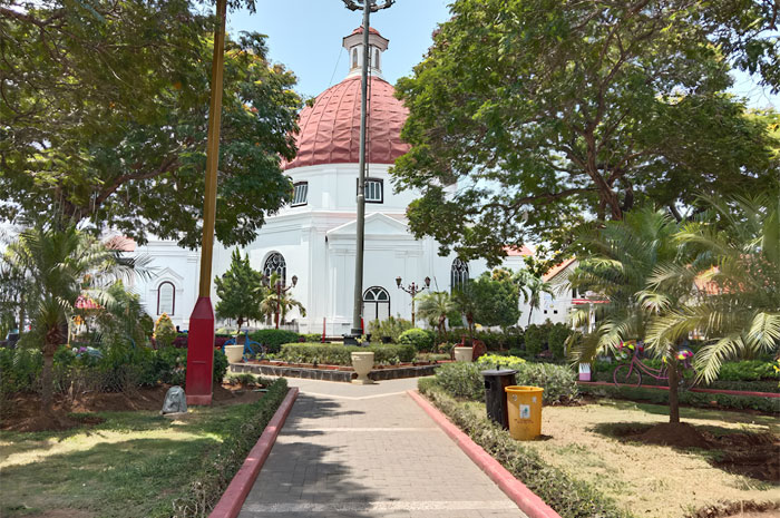 Sejarah Taman Srigunting di Kota Lama Semarang, Jawa Tengah.