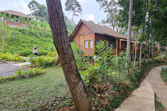 Bale Boemisora, salah satu fasilitas one stop vacation di Agrowisata Boemisora Salatiga.