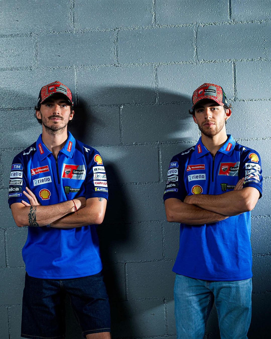Tim Ducati akan gunakan warna biru