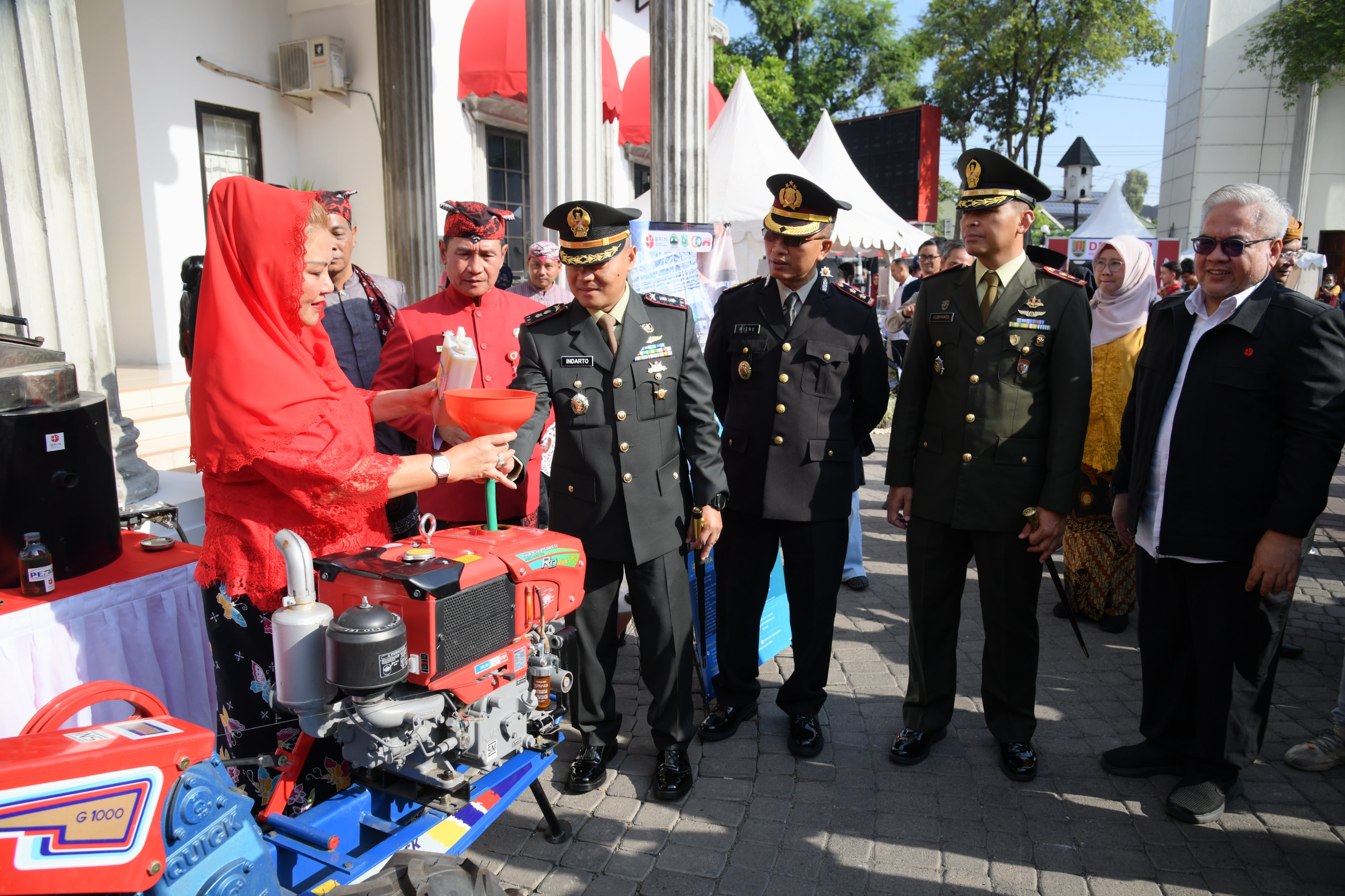 Wali Kota Semarang, Hevearita Gunaryanti Rahayu merilis hasil penelitian Badan Riset Inovasi Nasional (BRIN) yang akan diterapkan di Kota Semarang, yaitu Bahan Bakar Minyak (BBM) setara bio solar bern