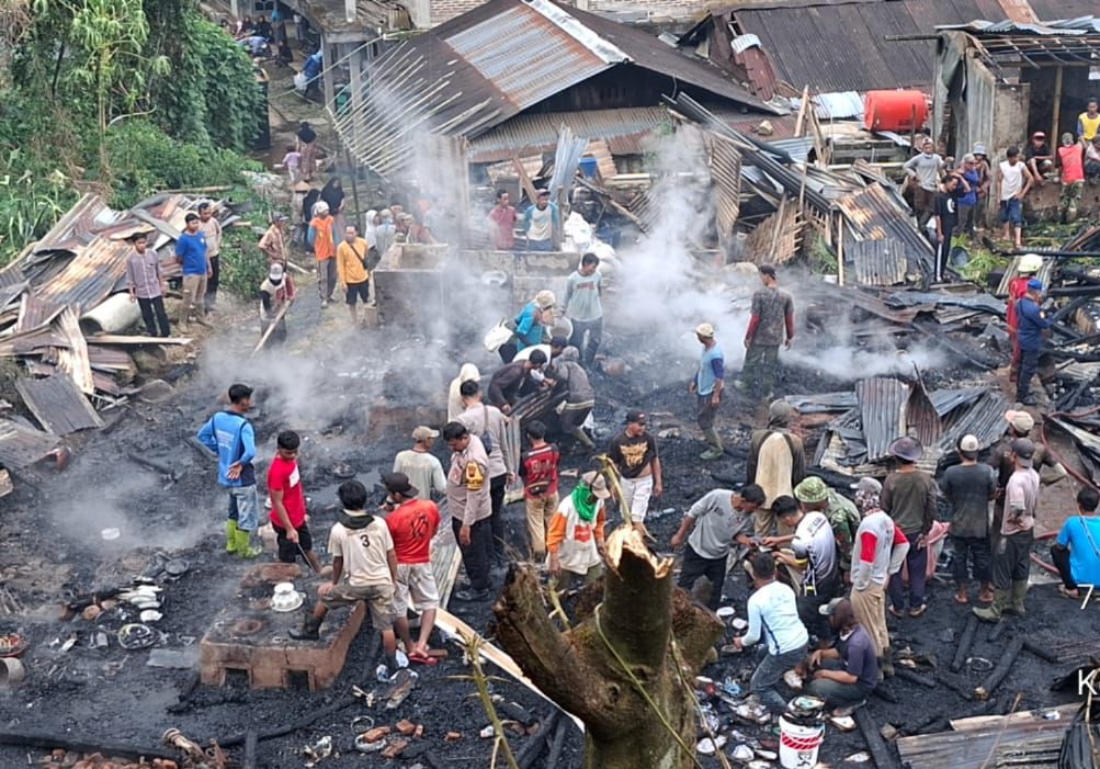 Peristiwa kebakaran di Desa Genting Gunung, Sukorejo, Kendal, Jumat (7/6).