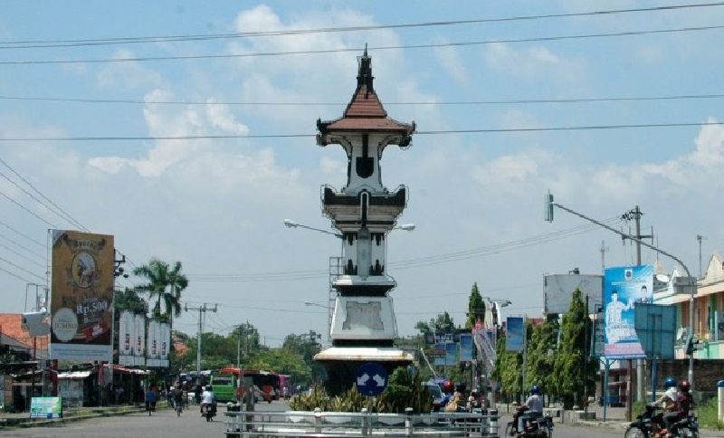 Tugu Sirandu Pemalang