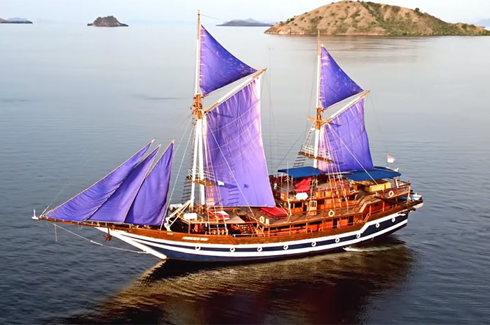 Kapal Pinisi Indonesia.