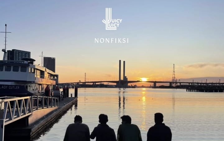Album Nonfiksi karya Juicy Luicy