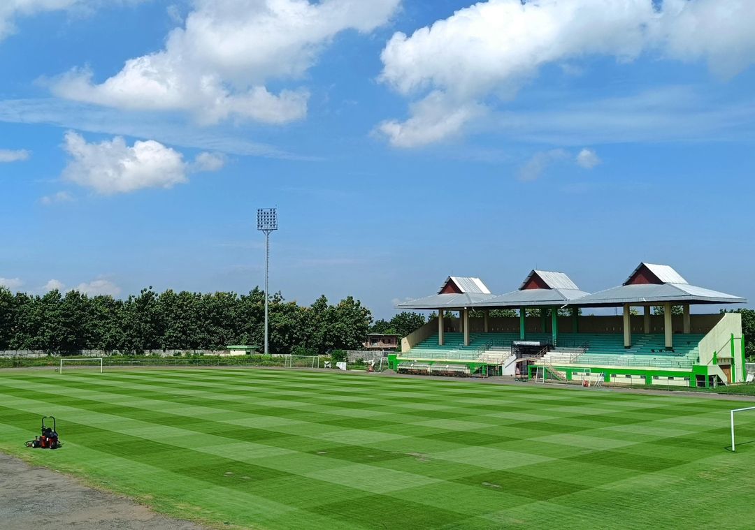 Kondisi Stadion Tri Sanja Slawi Saat Ini